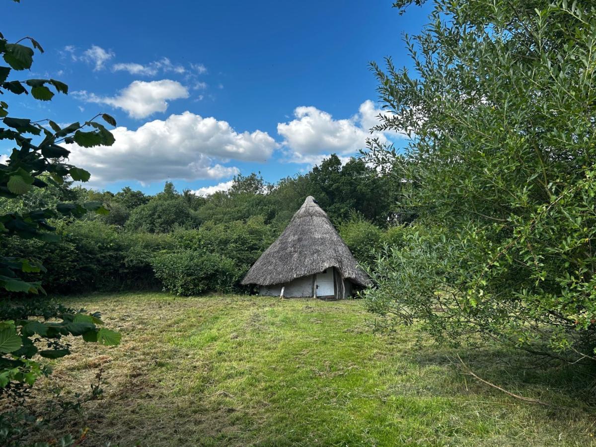 iron-age-roundhouse-1
